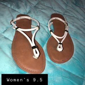 Women’s sandals